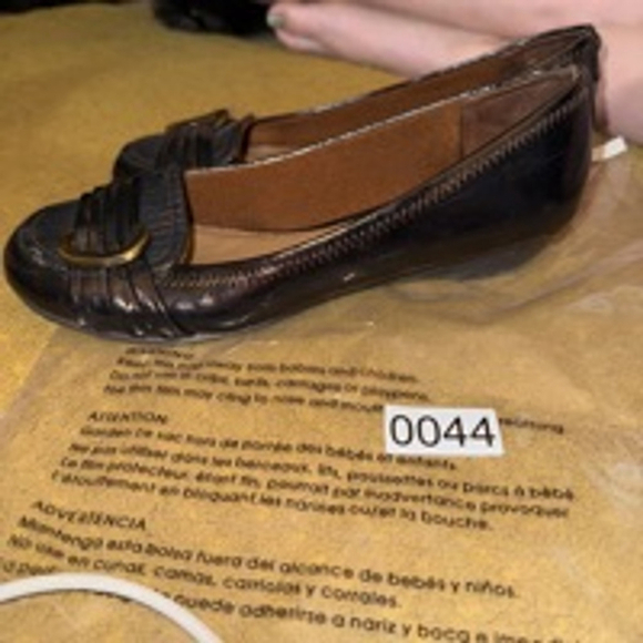 Women's Life Stride Black Flats Size 8.5W item 0044 - Picture 3 of 6